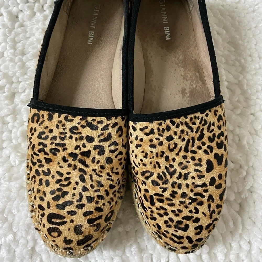 Gianni Bini Leopard Print Calf Hair Espadrilles Slip On Platforms Women’s size 8